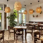 Sunday Marina Wolfsbruch - Familienapartments ラインスベルク