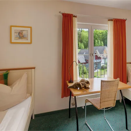 Sunday Marina Wolfsbruch - Familienapartments Райнсберг