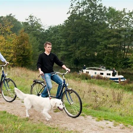 Sunday Resort Marina Wolfsbruch - Hotel Otel 4*