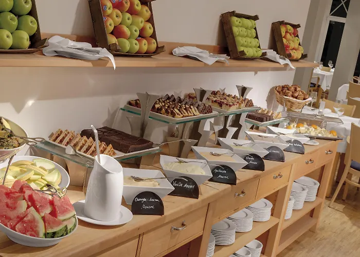 Sunday Marina Wolfsbruch - Familienapartments * Rheinsberg